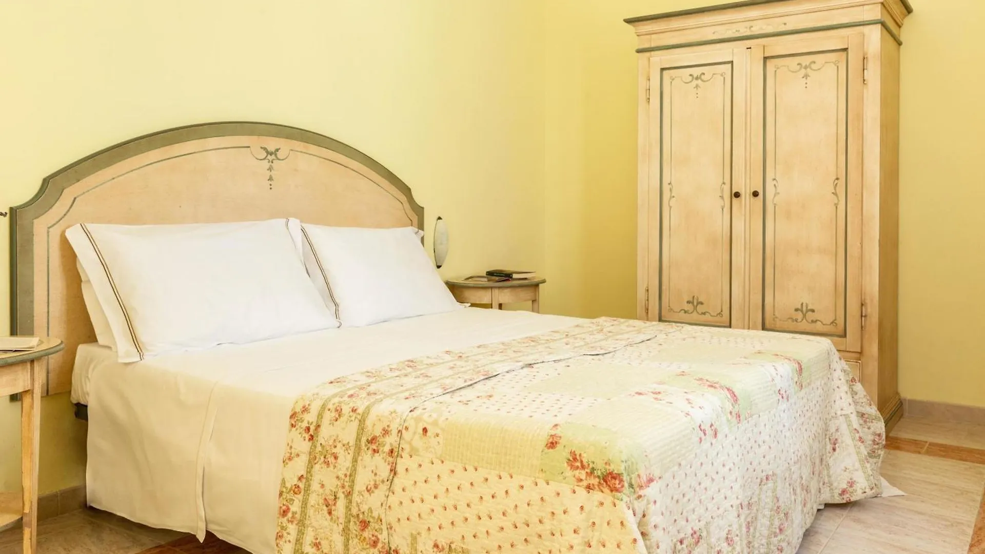Hotel With Swimming Pool Immersed In The Typical Tuscan Countryside Just 5 Minutes From Massa Marittima Podere Pian Mucini