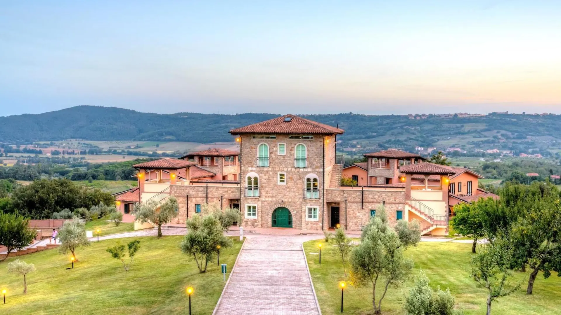 Hotel With Swimming Pool Immersed In The Typical Tuscan Countryside Just 5 Minutes From Massa Marittima Podere Pian Mucini