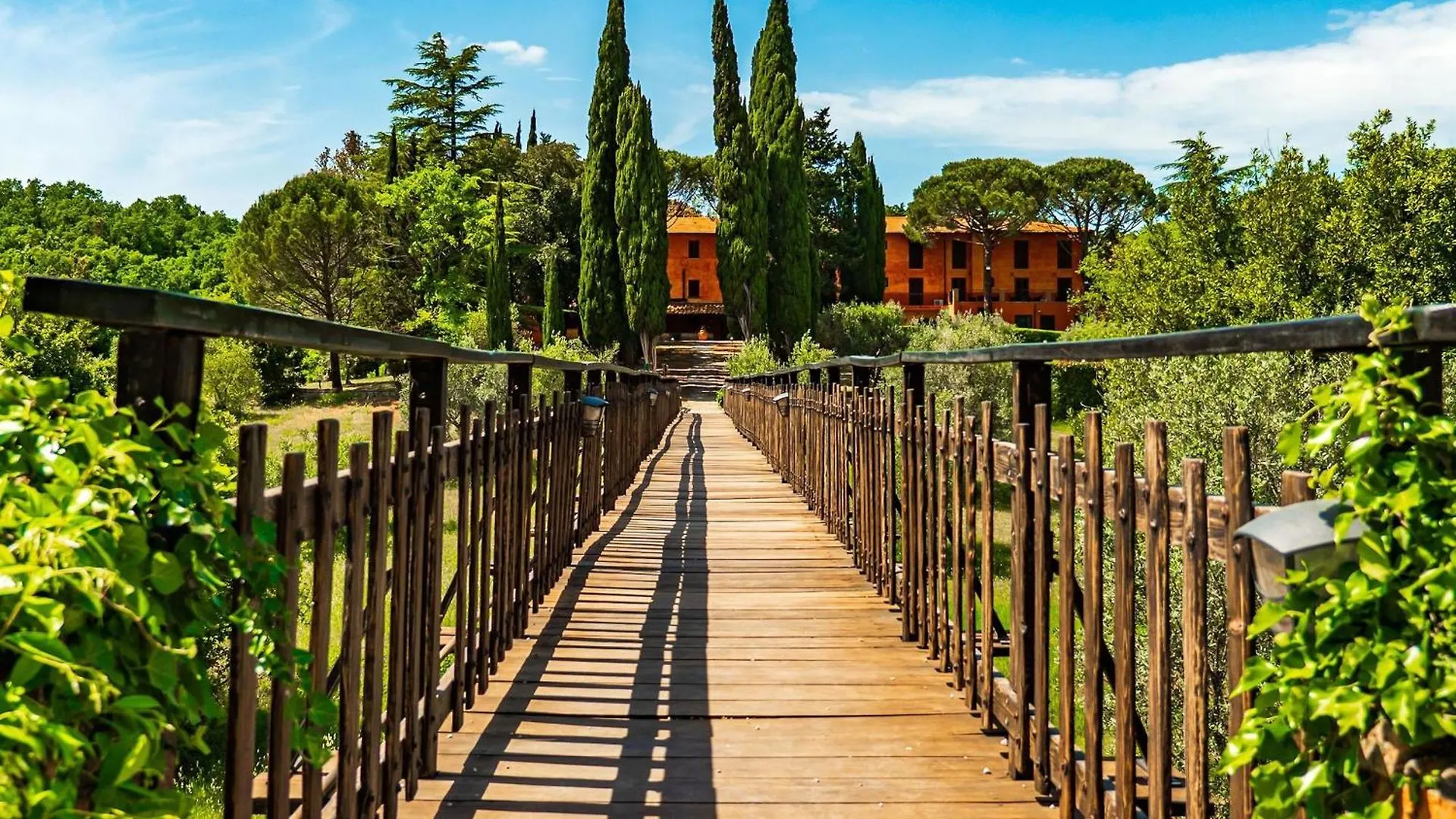 Hotel With Swimming Pool Immersed In The Typical Tuscan Countryside Just 5 Minutes From Massa Marittima Podere Pian Mucini